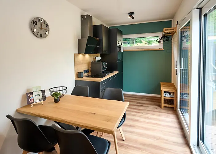 Luxuscontainer Am Nuerburgring #4 * Adenau