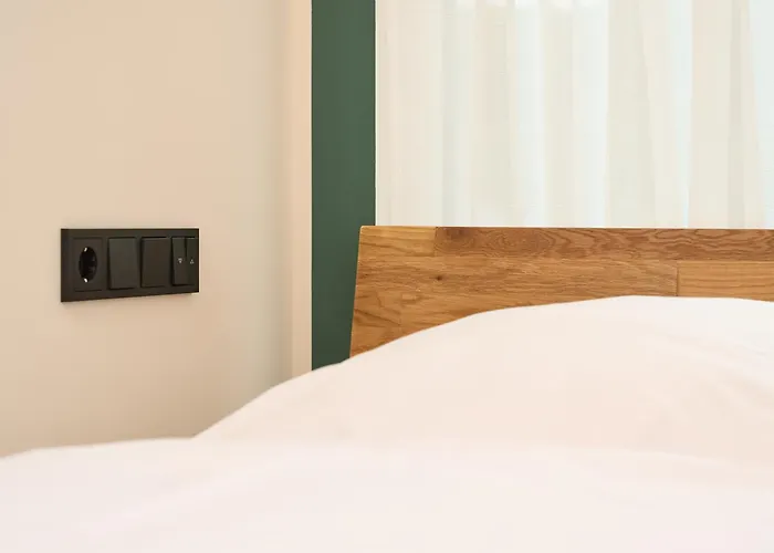 Luxuscontainer Am Nuerburgring #4 Adenau