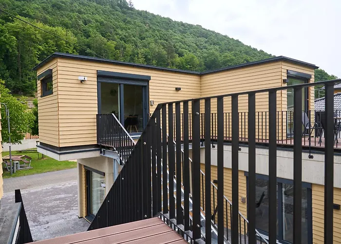 Luxuscontainer Am Nuerburgring #4 * Adenau